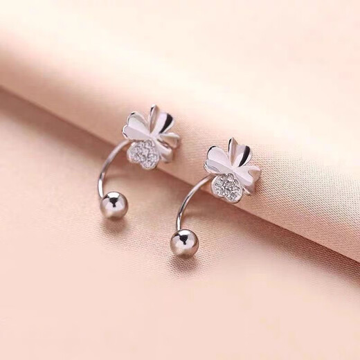 RSRDDY Old Phoenix 9999 sterling silver earrings four-leaf clover women's silver temperament sweet screw-buckle earrings for girls sterling silver four-leaf clover earrings Lao Fengxiang same style 2.99g limited time sale