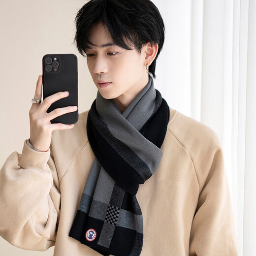 TUTORGOOSE Korean version high-end men's scarf winter Korean version trendy versatile simple wool scarf birthday gift gift box 9961-dark and light gray
