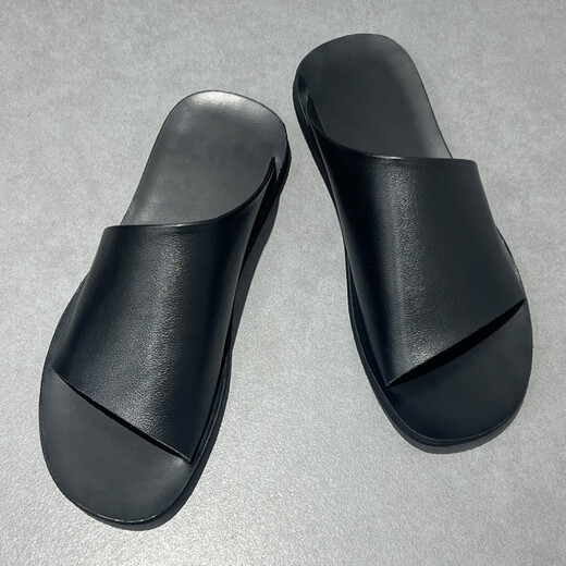 DIFANPU INTERNATIONAL LUXURURY MARKE MENS SHOUS 2025 Neueste Sandalen High-End Casual Shoes Summer Atmable Flip-Flops Black [Brand Gift Box] 40