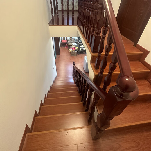 Joyi repair floor painting and renovation | Anti-corrosion and moisture-proof wood wax oil | Decoration services | Furniture wood paint color change Reservation fee