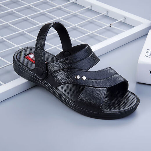 Huilirui [Vietnam Rubber] Korean version of non-slip casual men's sandals comfortable and durable dad's shoes men's sandals new in summer 698 black (anti-slip upgraded version) 39 (suitable for 38)