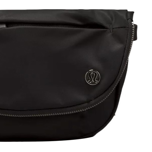 lululemon Micro2L external pocket zipper shoulder crossbody bag super mini men and women same style black silver black silver