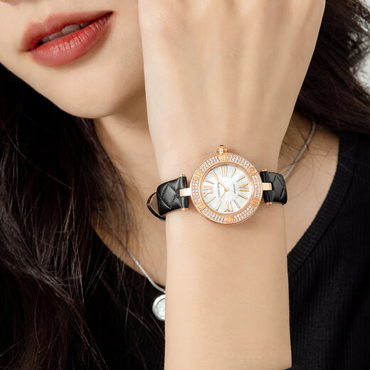 Caloric King Watch for Women 2025 Nouveau bracelet en peau de mouton Quartz Watch Light Luxury haut de gamme Sentiment Top dix cadeaux d'anniversaire pour la petite amie CK16855