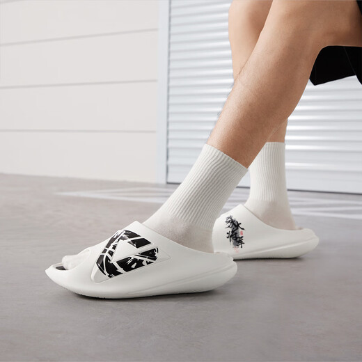De style pic extrêmement petit glisser-fasse drag élastique et confortable et confortable chaussures de plage de grande hauteur épaisses de pantoufles de sport antidérapantes et 53127l