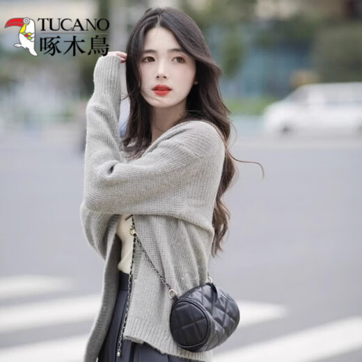 Woodpecker (Tucano) Vêtements féminins du début de l'automne 2025 Nouveau petit pull de style parfum Pull en tricot de veste en tricot de veste haut de gamme