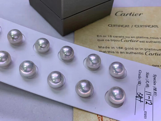 Libiao natural freshwater Edison large pearls are comparable to Australian white, perfectly round and slightly blemished mirror particles with holes diy earrings pendants, mirror light and slightly blemished front flawless one and a half holes 11-12mm