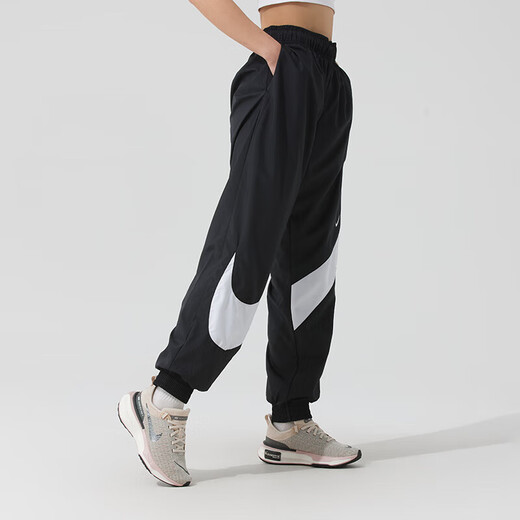 Nike (Nike) Frauensportanzug 2025 SOMMER SOMMER SINAL LADE FODE MODE Casual Kurzärmelte T-Shirt Lose gewebte Hosen 2-teilige Set DV7885-699+HM8977-010 S