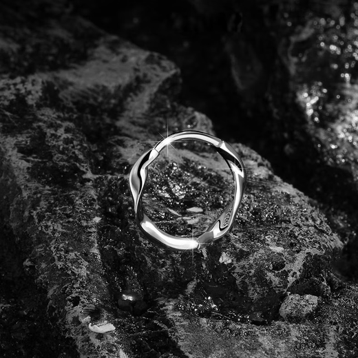 Liangshihuan S999 sterling silver earrings for men single pure silver ear piercing high-end Mobius earrings boys hoop earrings single