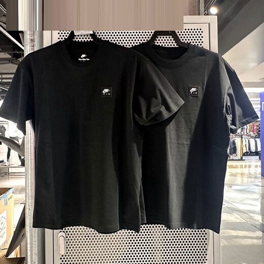 Nike (Nike) Halbärmelige Männer kurzärmelige Sommer Neue Lauffitnesstraining Sportswear Atmungsfreies lässiges rundes Hals-Mode-T-Shirt HQ9249-010 Luftdruck hinter s