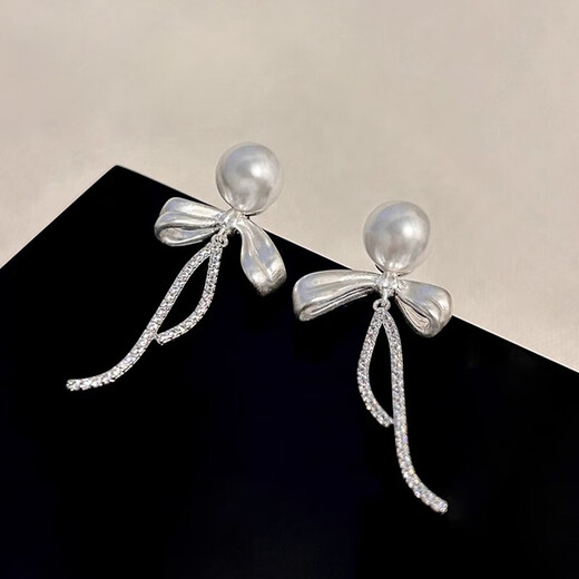 Bai Qixin 925 silver needle bow imitation pearl earrings for women light luxury niche high-end temperament earrings 2025 new earrings bow pearl tassel earrings