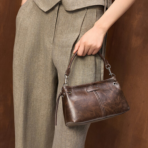 CHARLES&KEITH25秋季新品复古简约手提小方包斜挎包CK2-50671788 Distressed Coffee咖啡色 S