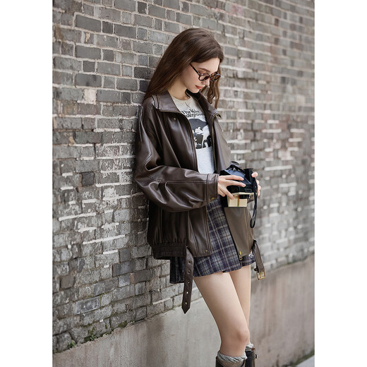 唐狮（TonLion）2025秋女翻领一手长仿皮衣外套