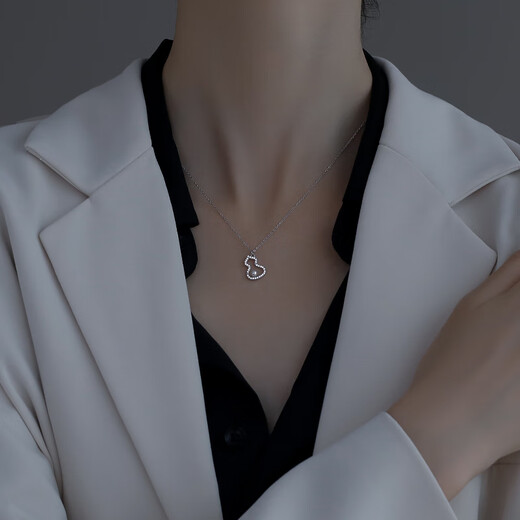 Laomiao 925 sterling silver gourd necklace for women 2025 new ins style imitation pearl spring and summer collarbone chain best friend two-person style gourd pendant necklace