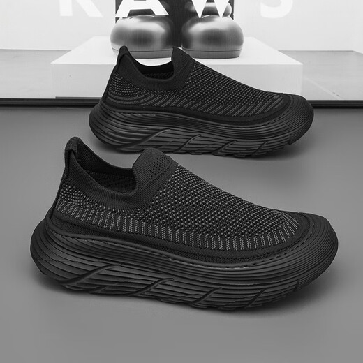 Chaussures masculines d'été Nouvelles chaussures décontractées en maille noir épaisse seme