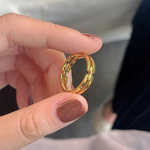 QUAMER titanium steel plated 18K gold pigmented ring geometric H ring women's fashion ins scenery closed ring not US No. 5 (high quality)