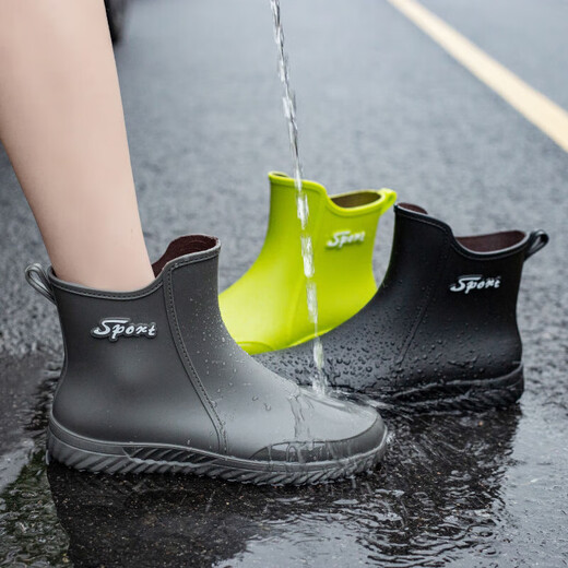 Neue Sommer-Herren-Regenstiefel nicht rutschfeste wasserdichte mittel- und kurze Röhrchen Regenstiefel zum Mitnehmen Reiter Küche Arbeit außerhalb von Wasserschuhen schwarz 41