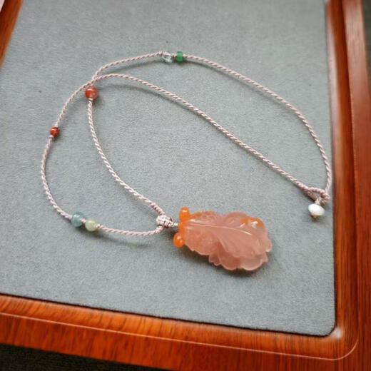 Piaohe CQ68 original hand-made Nanhong koi fish mobile phone bag hanging press collar necklace small pendant. If you like, please contact customer service to order.