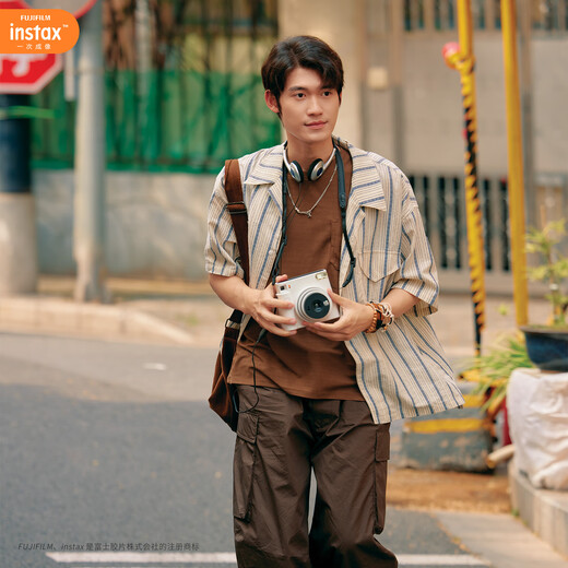 Fuji instax instant instant camera SQUARE SQ1 mica white package 1 official content + 20 pieces of photo paper