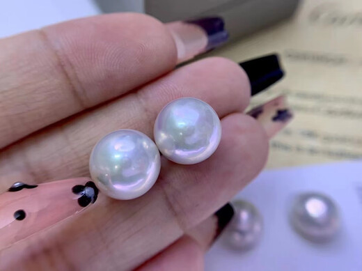 Libiao natural freshwater Edison large pearls are comparable to Australian white, perfectly round and slightly blemished mirror particles with holes diy earrings pendants, mirror light and slightly blemished front flawless one and a half holes 11-12mm