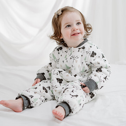 Nest designs baby sleeping bag bamboo cotton thin quilted long sleeve baby split leg sleeping bag children's anti-kick quilt forest bear 90 yards
