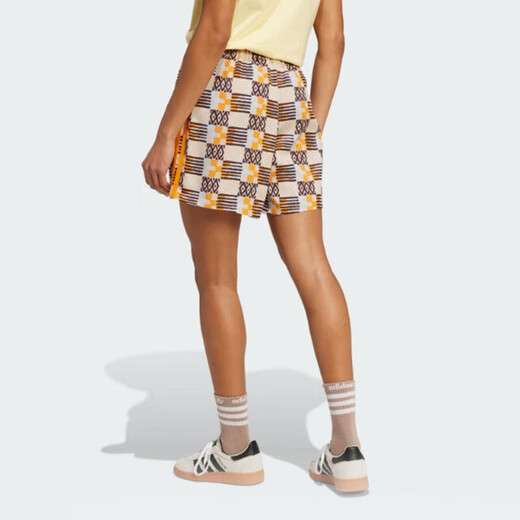 阿迪达斯（adidas）女裤 2025夏季新款运动短裤跑步健身训练裤舒适透气休闲裤子 JC6172 M