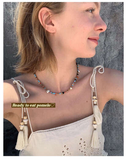 YIBIYRTEP Sorrento Holiday* Natural Jade Black Agate Necklace Colored Irregular Handmade Holiday Feeling Clavicle Chain Sorrento Holiday* Copper Plated 18k Gold