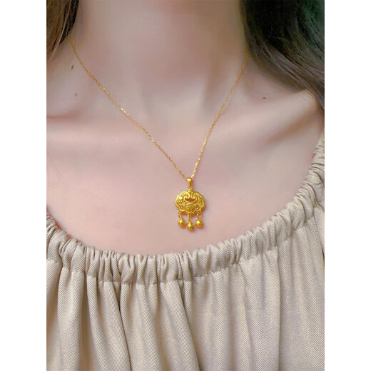 Feng Feili New Chinese Style 18K Gold-Plated Peace Lock Necklace Women's 2025 Light Luxury Versatile Chain Lucky Bag Peace Lock Necklace