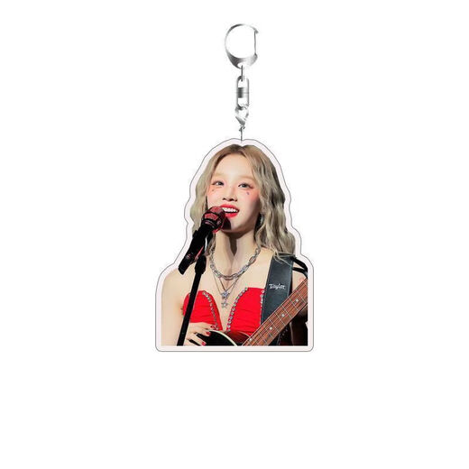 MPPMCK new GIDLE gidle World Tour Song Yuqi Acrylic Keychain Creative School Bag Pendant Keychain A1283--Song Yuqi Style 1 Standard