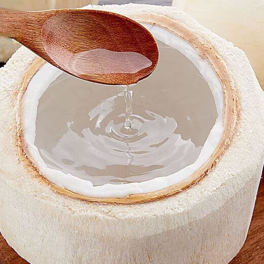 Thailand imported perfume coconut green milk fragrance fresh fruit coconut extra large fruit seasonal fruit 2 pieces/(single fruit 900-1200g)