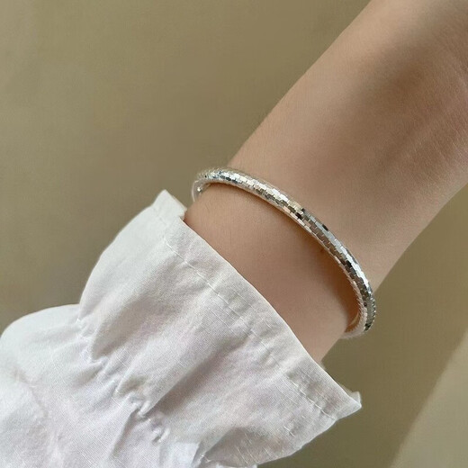 Pt950 platinum baby's breath push-pull bracelet platinum fashion live ring bracelet Mid-Autumn Festival gift gold store same style 4.72g platinum silver-covered baby's breath push-pull bracelet