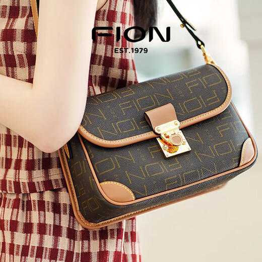 Fion Classic Presbyterian Lock Pequeño bolso cuadrado Bolso para mujeres 2025 Baguette Bag One-Ho-Ho-Ho-Ho-Hohor Crossbody Bols