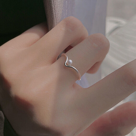 YKINCASL Old Phoenix 9999 sterling silver pearl ring women's style sweet simple niche design index finger ring new thin ring light luxury geometric pearl ring Lao Fengxiang same style gift box