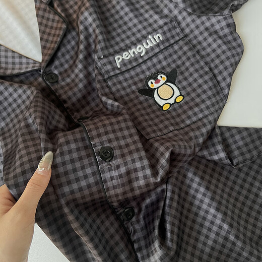 
Pajamas men's summer ice silk short sleeve shorts 2025 new cartoon teenager thin cardigan home clothing set KAD-13553 men's double short L