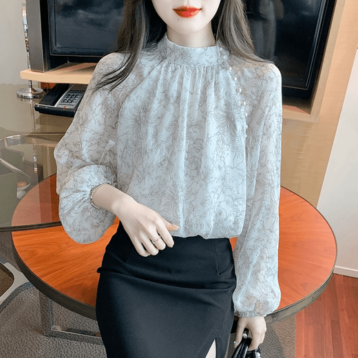 Pierre Cardin French sweet floral chiffon shirt women's autumn 2025 new beaded style age-reducing long-sleeved inner top picture color L 105-115Jin Jin equals 0.5 kg