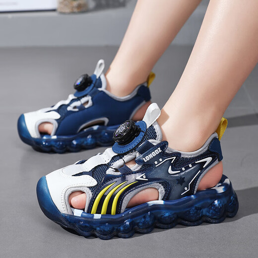 Children's Sandals Boys Summer 2025 New Baotou Beach Shoes for Big Children Boys Soft Bottom Anti-Slip Summer Mesh Sapphire Blue 38