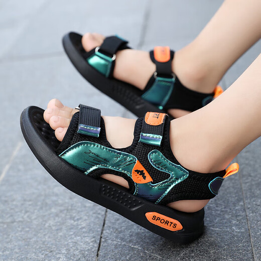 2025 new boys' sandals, medium and large children's sandals Pikachu summer boys' beach shoes, handsome and versatile primary school students, black orange 40