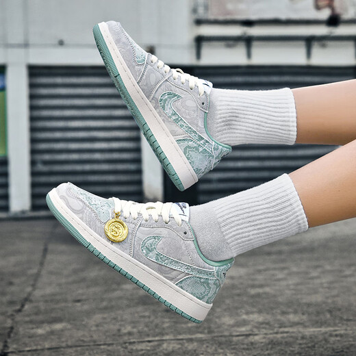 Nike AJ Herrenschuhe AJ1 Snake Year Limited Dritter Prinz Ao Bing Schwarz-Weiß-Panda-Low-Top-Schuhe Freizeit-Turnschuhe Love Dritter Prinz Ao Bing 9928 35