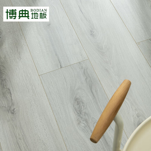 Umweltfreundliche Bodian ENF-Klasse neuer dreischichtiger dreischichtiger Holzverbundhausboden Hausmödheizung Kee-resistentes massives Holz dreischichtige Holzboden BD083 15 mm dick