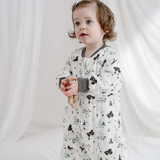 Nest designs baby sleeping bag bamboo cotton thin quilted long sleeve baby split leg sleeping bag children's anti-kick quilt forest bear 90 yards