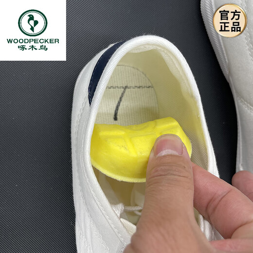 Pájaros carpinteros zapatos blancos para hombres en el verano bajo transpirable 2025 Nuevo estilo coreano casual hino suave de lienzo de lienzo de manejo plano blanco 9272 38