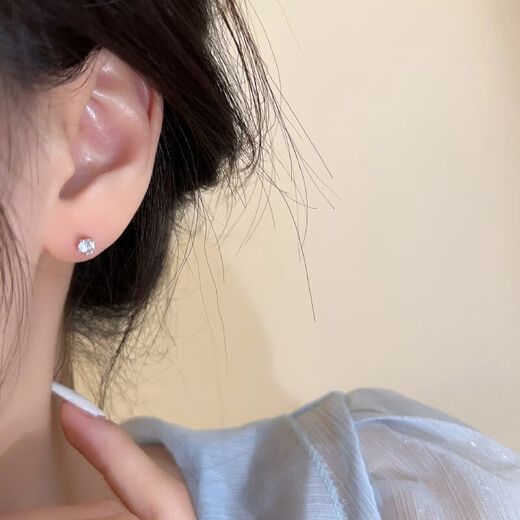 Six-piece set of zircon earrings for women, small, exquisite, high-end, light luxury and cold style earrings, 2024 new trendy style, silver simple small earrings, three pairs