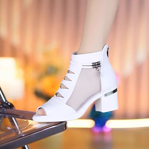 Meister Zulijian Römisch -echtes Ledersandalen für Frauen 2025 Sommer Neues Mesh Kurzstiefel modische Sandalen für mittlere Dicke Heel Hollow Fish Mundschuhe Wenzhou Huidong ist nicht müde von ihren Füßen und trägt Lochschuhe draußen - schwarze 35 Sandalen für Frauen 2025 New New New New New New neu