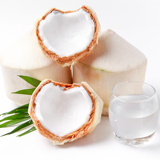 Imported from Vietnam, green coconut single fruit Ao Ying seasonal fresh fruit, free coconut opener and straw, 1 early adopter, single fruit 850g+