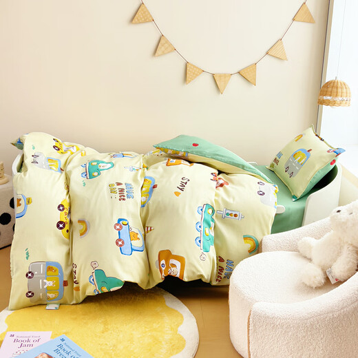 Hongdou Home Textile Cotton Children's Kindergarten Three-Piece Quilt Cover Couverture de courtepointe Matelas complet Ensemble complet Un ensemble complet pour Baby Nap Special Automobile Park [Fitness Soft and Confortation] Fiche de lit pour enfants COUVERTURE DE COURCHE À TROISIÈME 120X150CM