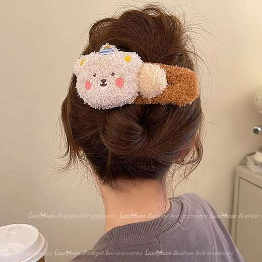 Pudding Plush Bear Hair Clip Cute Duckbill Clip Large Hair Clip Headwear New Girly Plush Clip on the Back of the Head Random Colors - 4 pcs