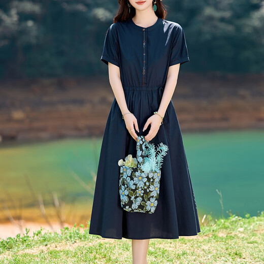 Egeangy Light Luxury Brand Kleid für Frauen 2025 Sommer neues High-End-Design und modische Taille-Hug-Hugging-Rock von White M suggeriert 95-110jin [Jin entspricht 0,5 kg]