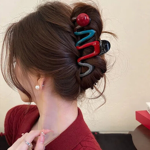 [Ausgezeichneter Wert 4 Stück] 2025 Neues High-End-großer Haarclip für Frauen Matte Head Tablett Haihai Clip [ausgezeichneter Wert 4 Stück] High-End-Maillard-Clip