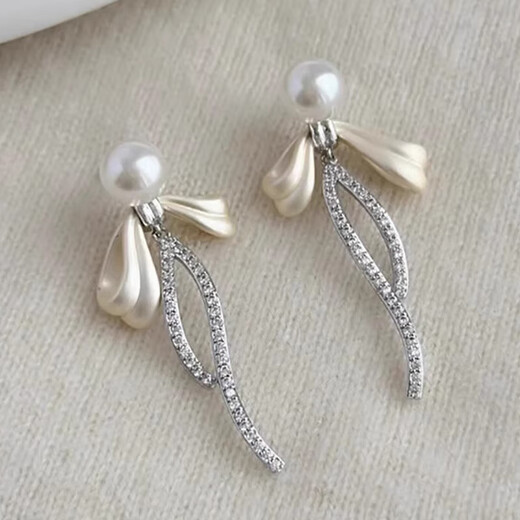 Bai Qixin 925 silver needle bow imitation pearl earrings for women light luxury niche high-end temperament earrings 2025 new earrings bow pearl tassel earrings