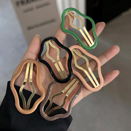 Manfuyu cloud hair clip high-end hollow broken hair bb clip forehead bangs female side clip hairpin hair clip for the back of children's head cloud side clip random 2 pieces