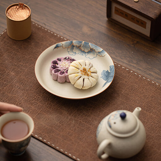 SUSHI CERAMICS hand-painted golden blue and white peony teapot flint red glaze teapot with teapot gift box